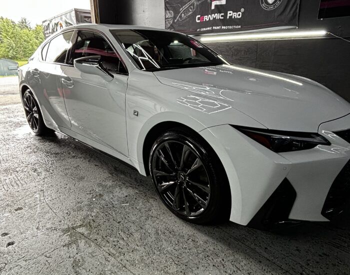 Freshly Detailed Lexus I350 F sport.